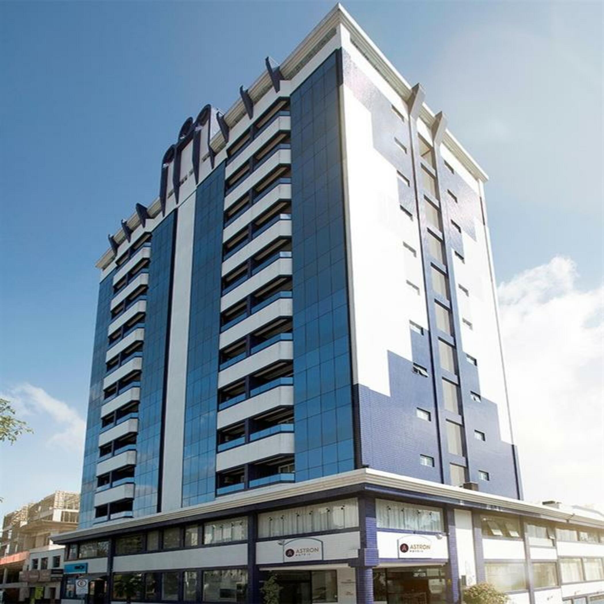 Astron Suites Sao Jose Dos Pinhais By Nobile المظهر الخارجي الصورة
